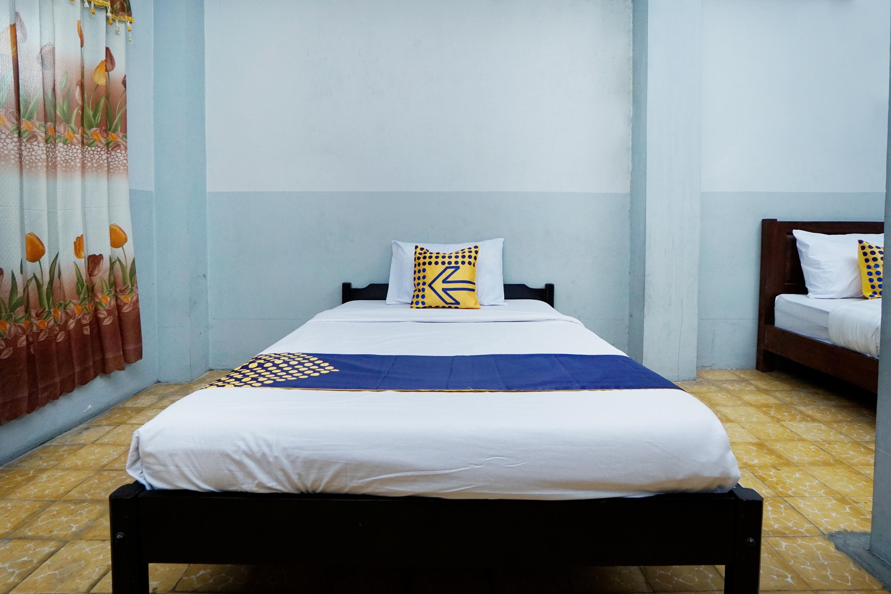 Hotel Pelangi Hs Ngabean Экстерьер фото